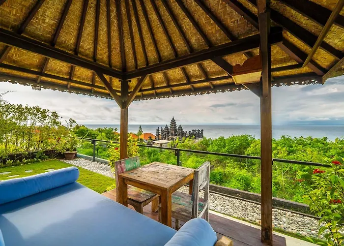 De Sapphire Cliff Resort